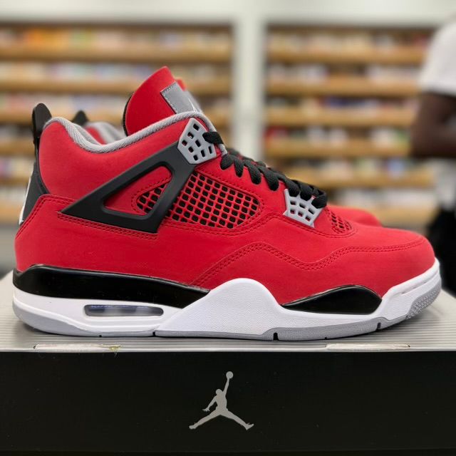 Jordan 4 Retro Toro Bravo (2026) - Preowned