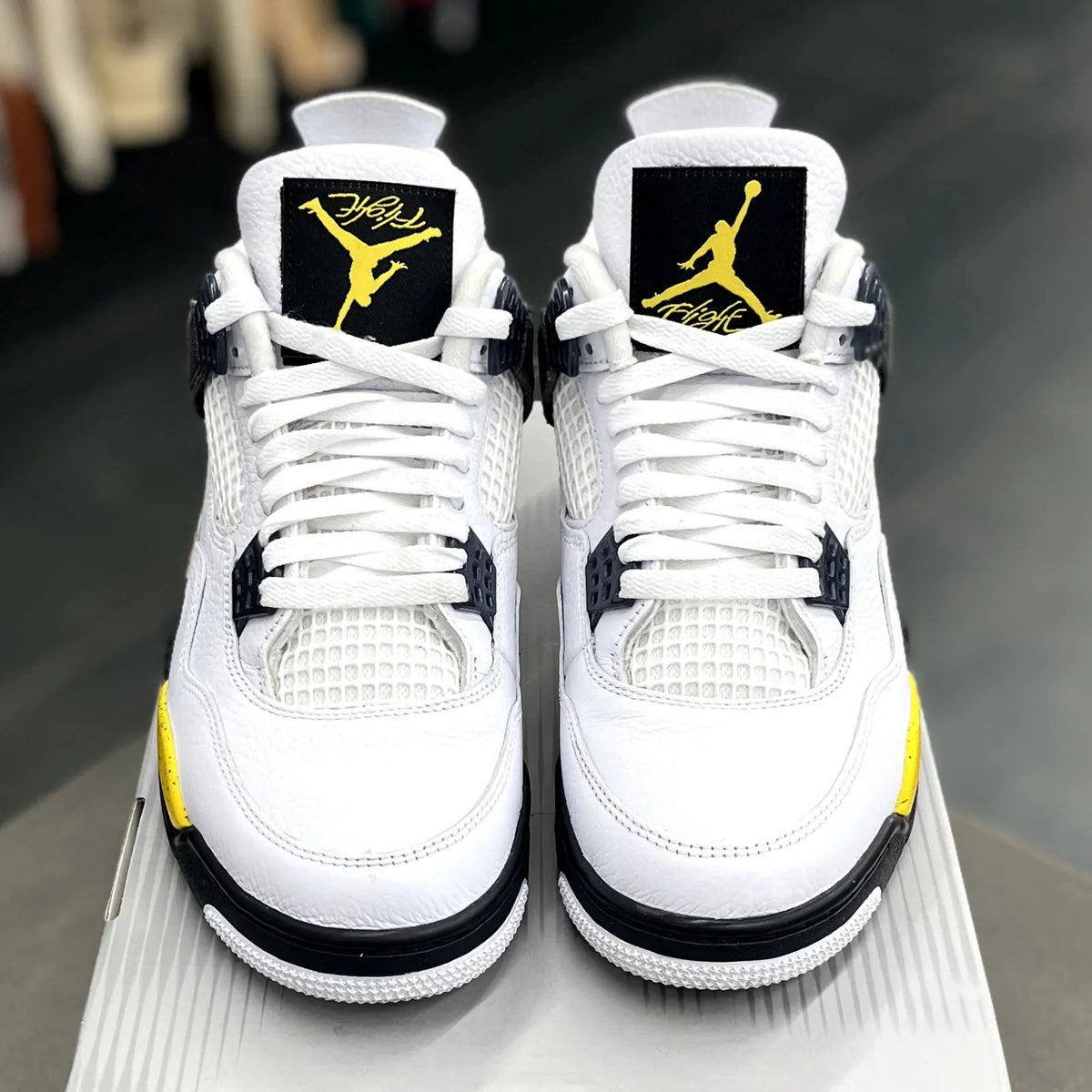 Jordan 4 Retro Rare Air Tour Yellow - Preowned