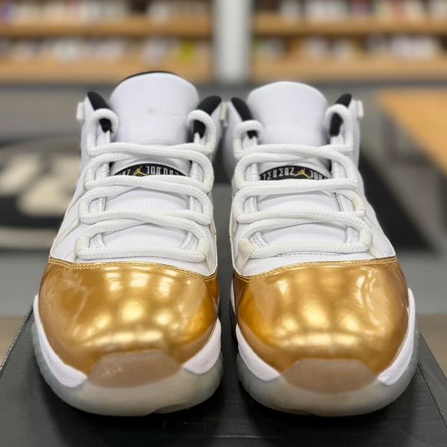 Jordan 11 Retro Low Closing Ceremony - Preowned