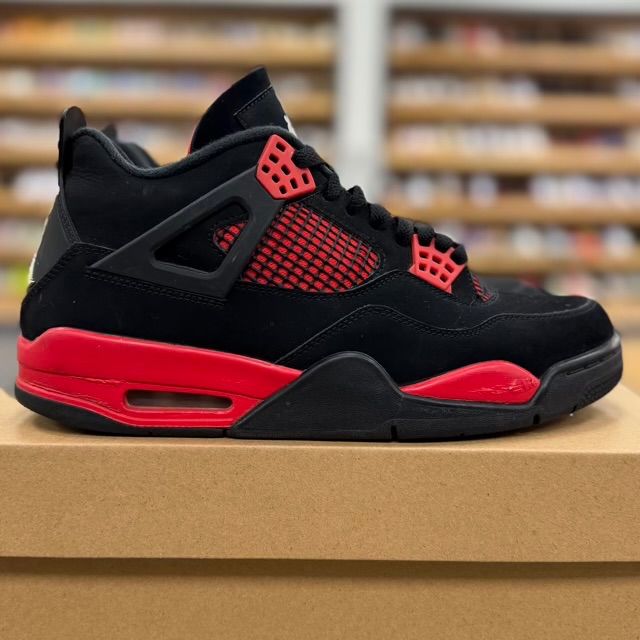 Jordan 4 Retro Red Thunder - Preowned