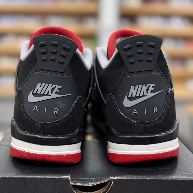 Jordan 4 Retro Bred (2019) (GS) - Preowned