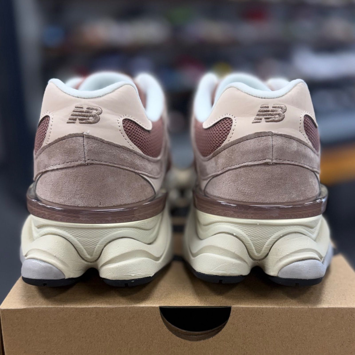 New Balance 9060 Sparrow Flat Taupe - Preowned