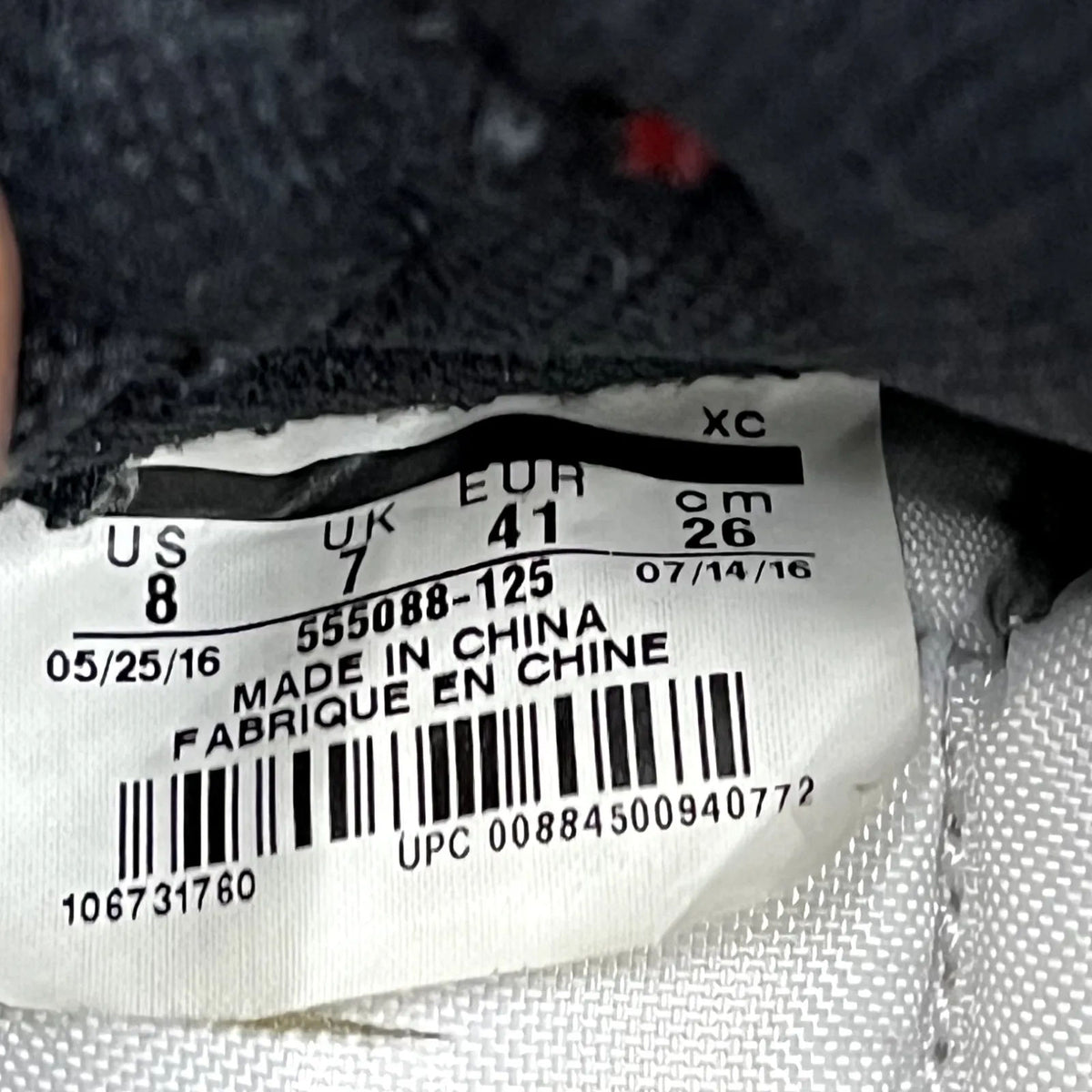 Jordan 1 Retro Black Toe (2016) - Preowned