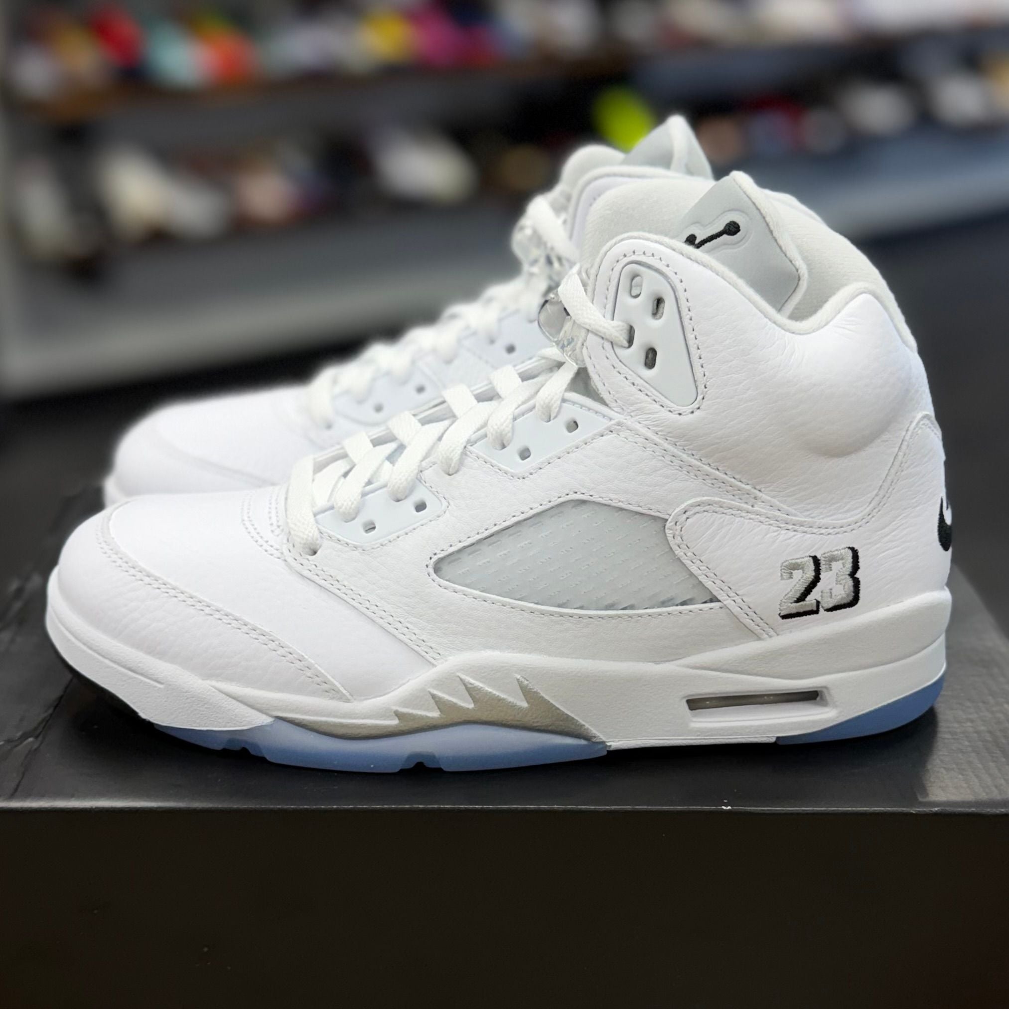 BRAND NEW STEAL - Jordan 5 Retro White Metallic (2026)