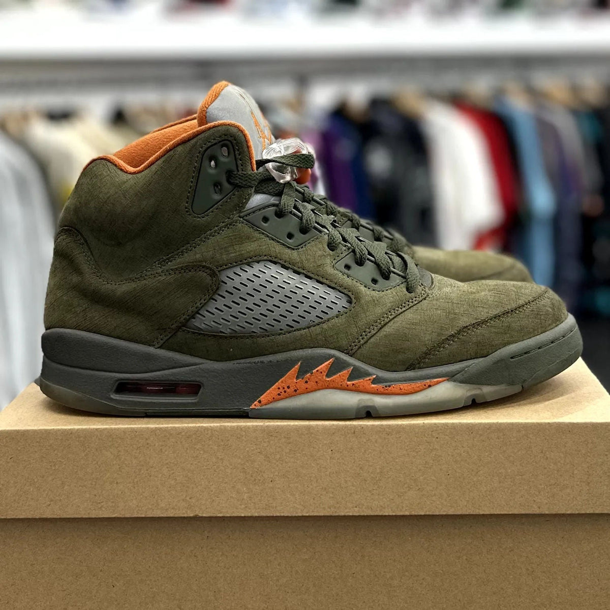 Jordan 5 Retro Olive (2024) - Preowned