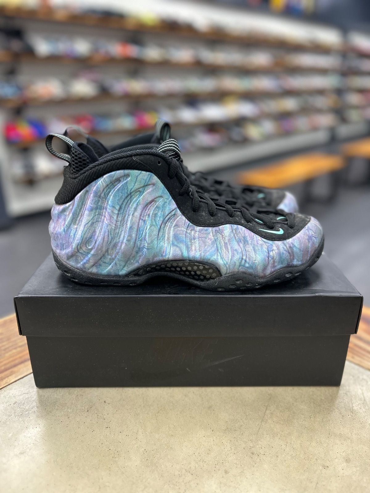 Nike Air Foamposite One Abalone - Preowned