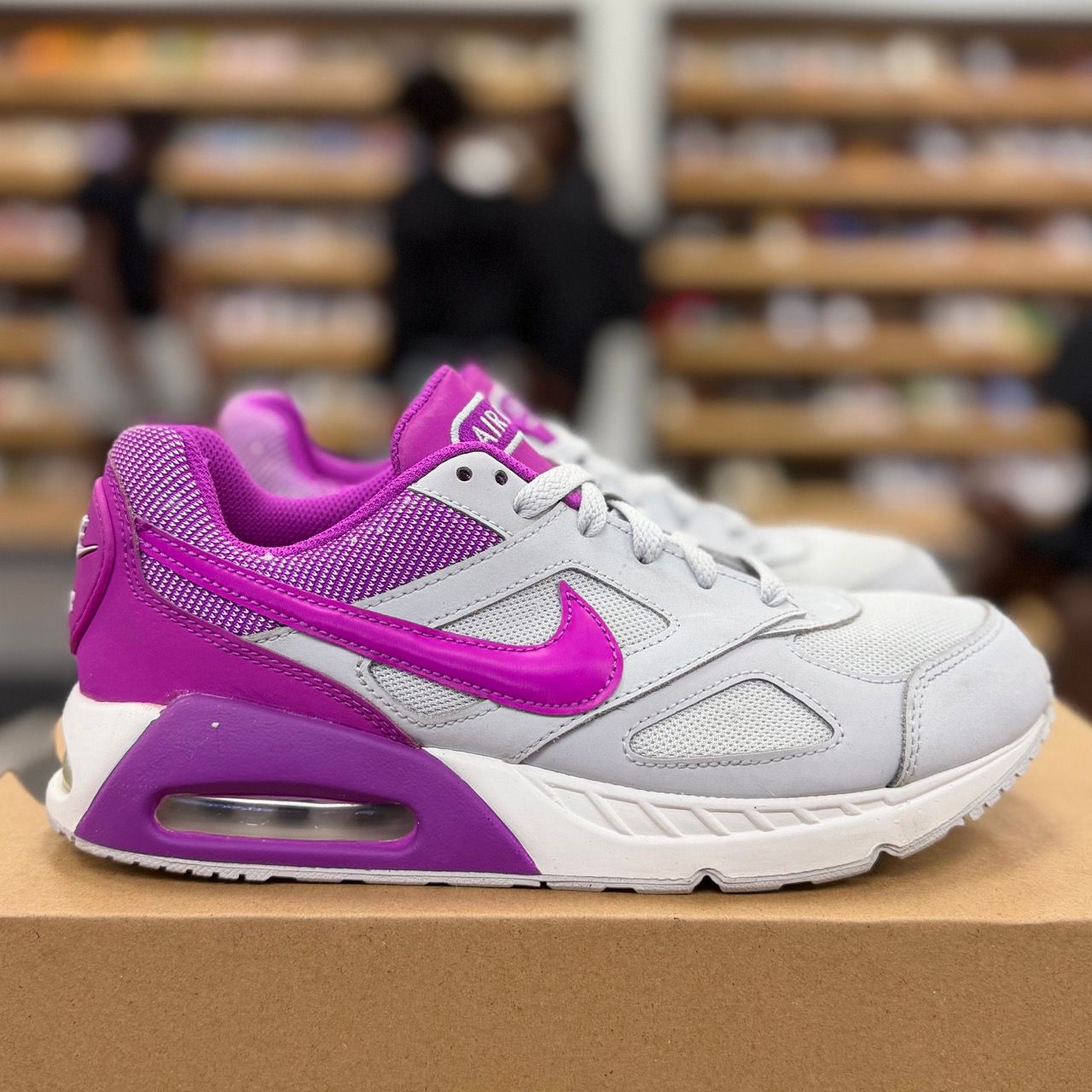 Nike Boys Air Max Ivo Purple Silver White - Preowned