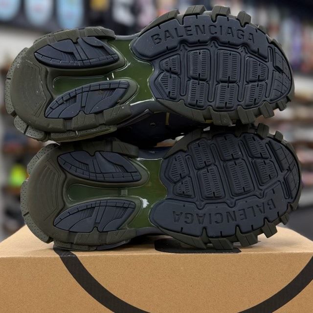 Balenciaga Track Green Navy Yellow - Preowned