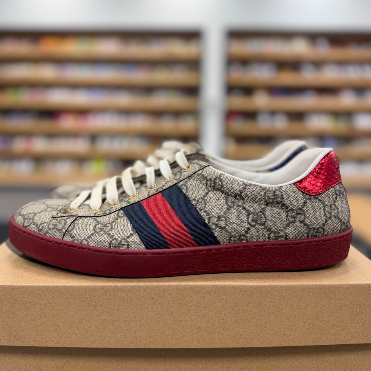 Gucci Ace GG Supreme Red - Preowned