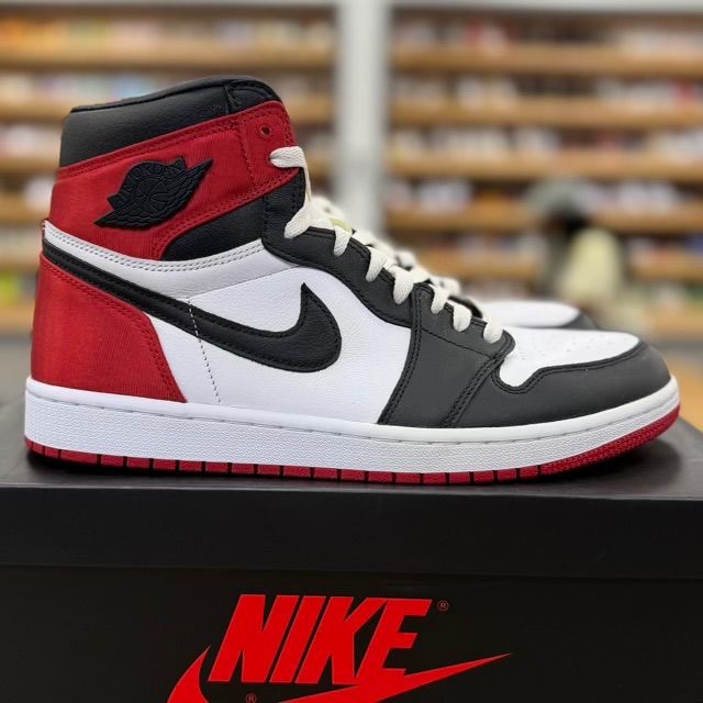 Jordan 1 Retro High Satin Black Toe (Women's) - Preowned