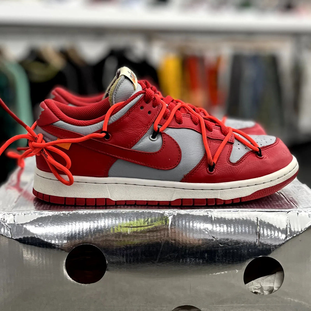 Nike Dunk Low Off-White University Red - Preowned