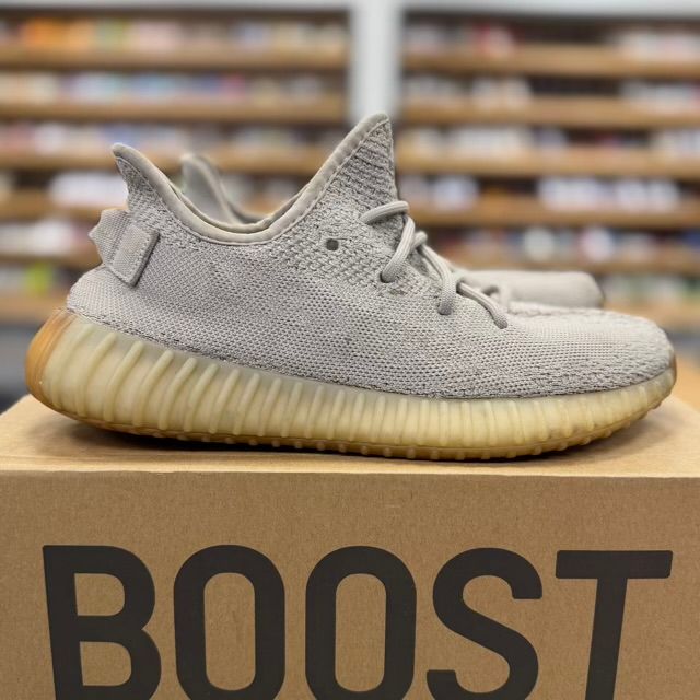 adidas Yeezy Boost 350 V2 Sesame - Preowned