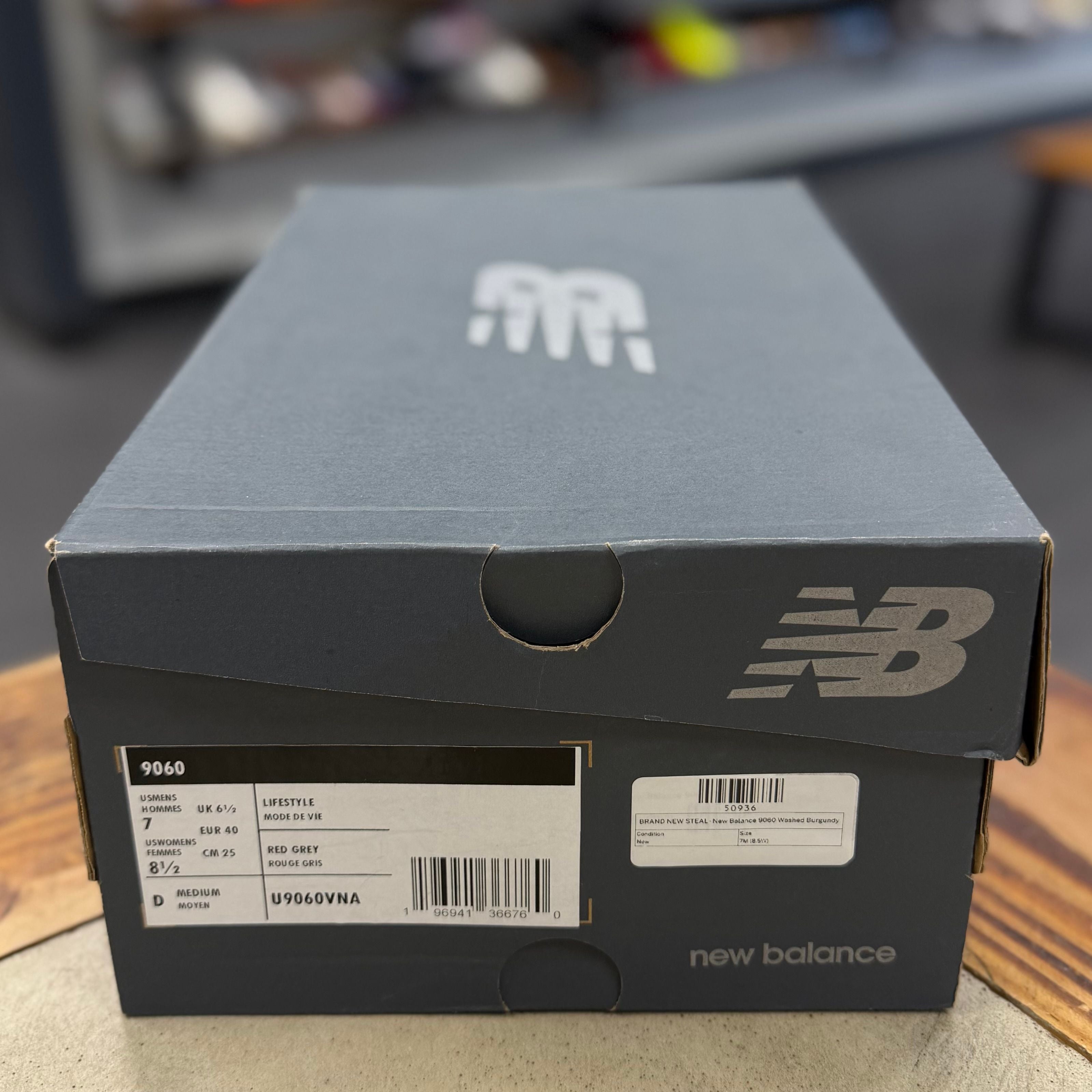 BRAND NEW STEAL - New Balance 9060 Washed Burgundy