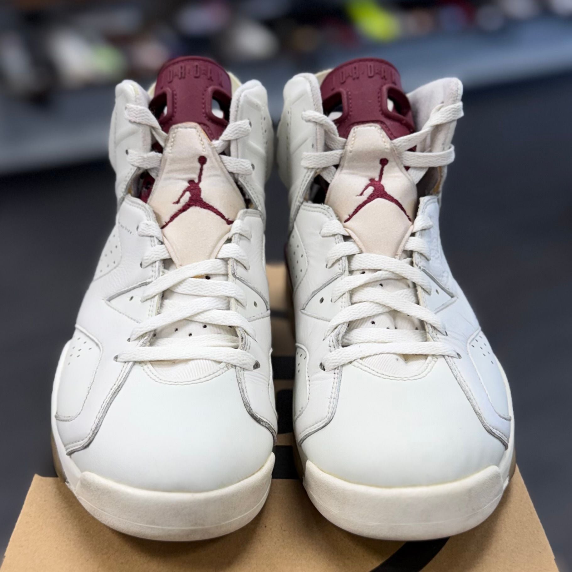 Jordan 6 Retro Maroon (2015) - Preowned