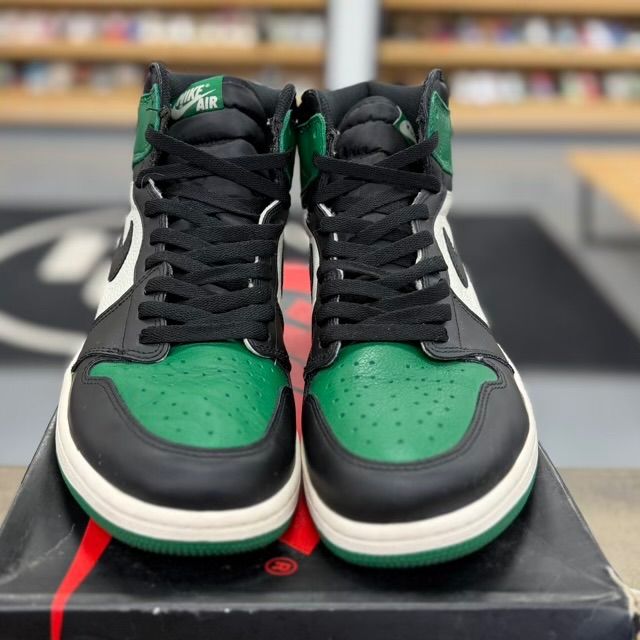 Jordan 1 Retro High Pine Green - Preowned